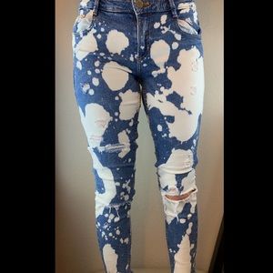 Zara Trafaluc Denimwear Jean Pants with White Spot